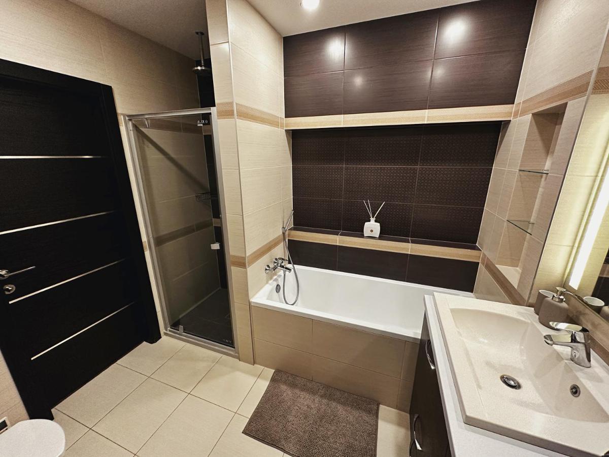 25C Apartment كلابيدا المظهر الخارجي الصورة